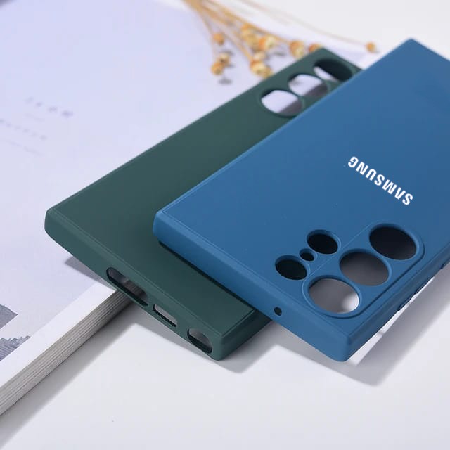 Galaxy S22 Ultra Liquid Silicone Velvet-Touch Silk Finish Protective Back Case