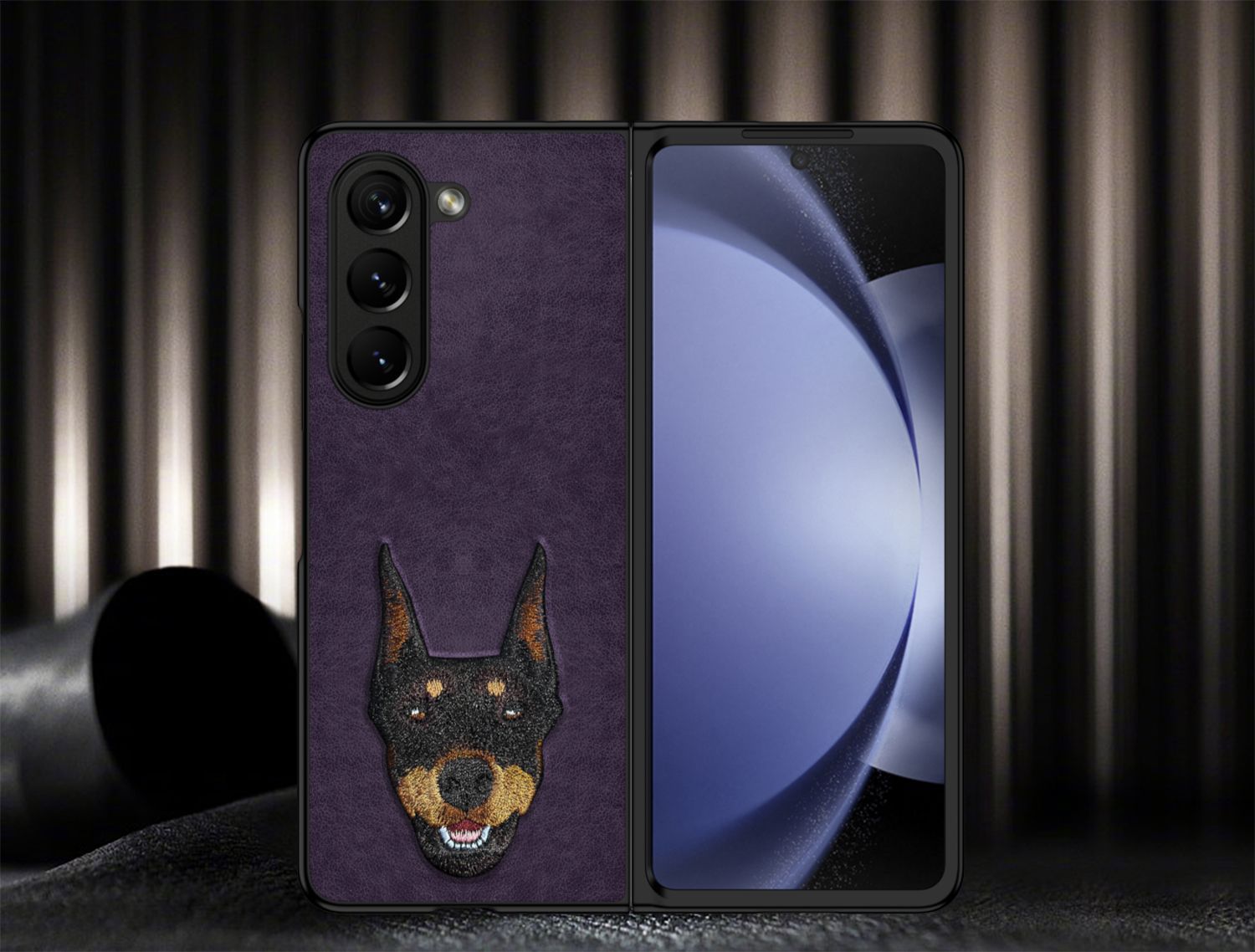 Galaxy FOLD 5 Racquet Club’s Curtis(Dog) Series Embroided Phone  Case